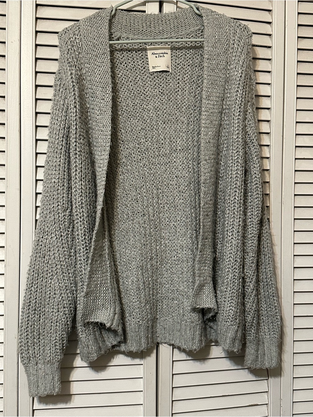 Abercrombie & Fitch womens knitted cardigan